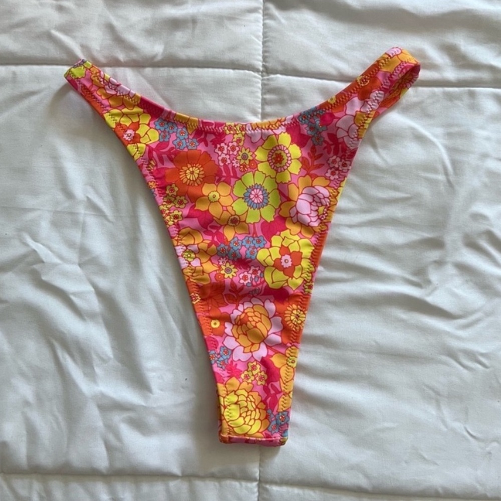 Kulani Kinis Pink and Orange Floral Triangle Bikini - Picture 3 of 4